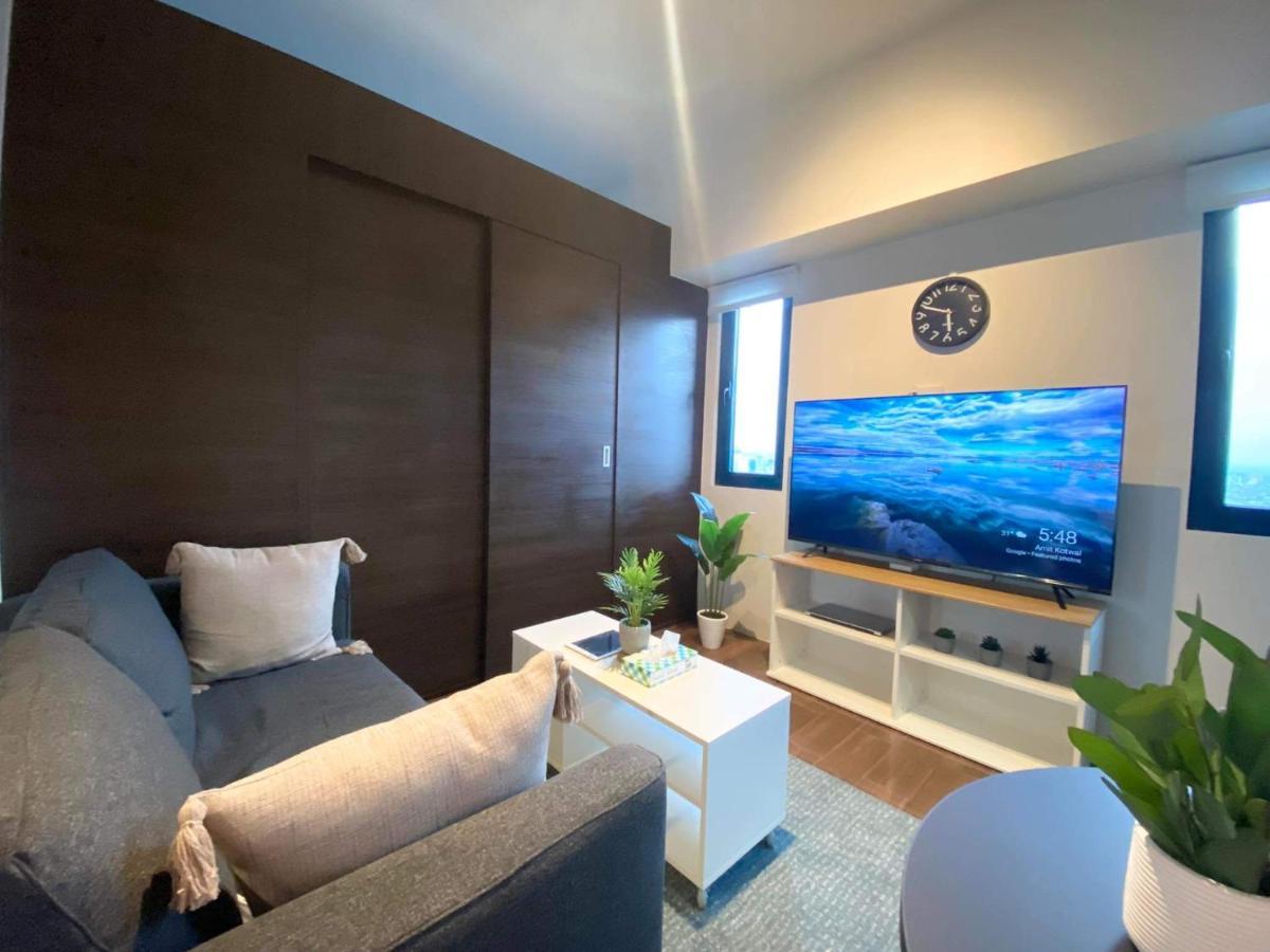 Air Residences Makati - Fully Furnished Condo With Skyline Views! 마닐라 외부 사진